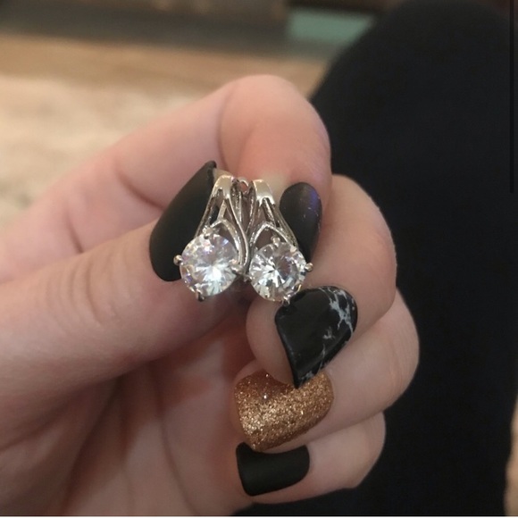 Swarovski Elements Crystal Earrings - Picture 2 of 4